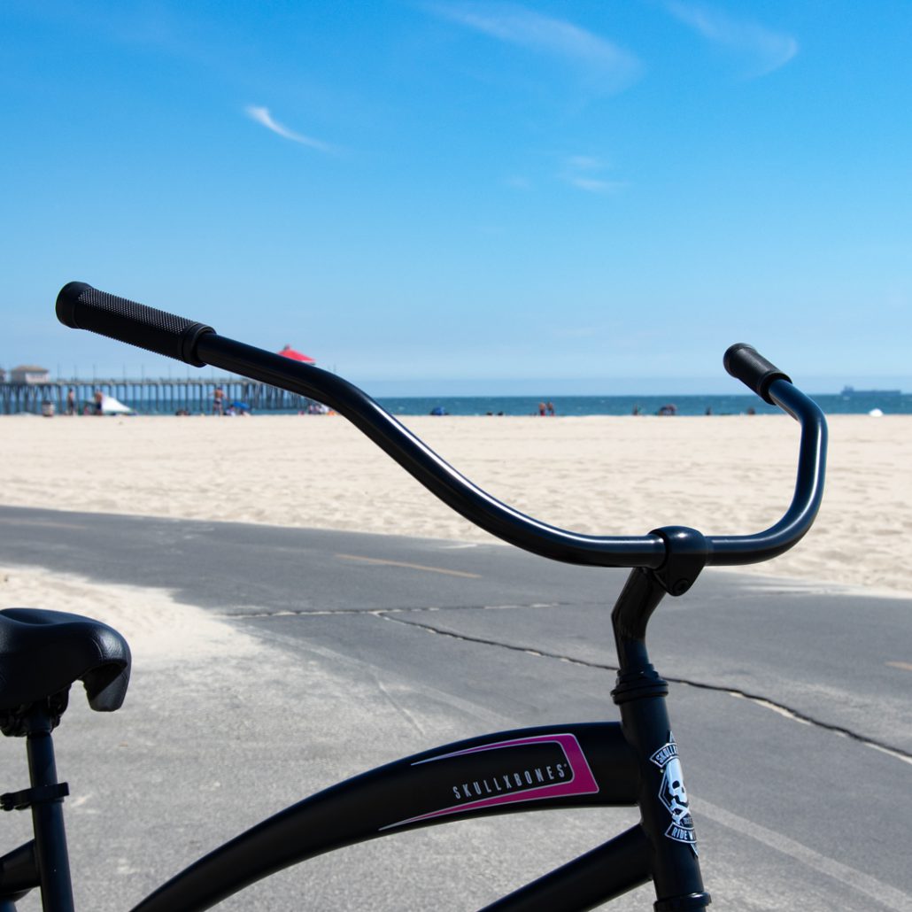 SKULLXBONES Women’s Beach Cruiser – FLAT BLACK/PINK